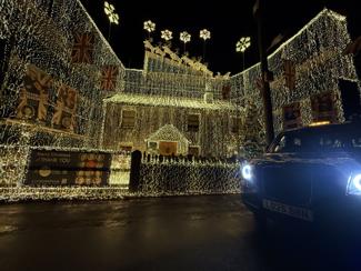 Huge switch on at The Winterbourne Down Christmas Lights. Coverage from GB news London. Snow machines, sweets and music. Could this be the biggest display in the UK??!!